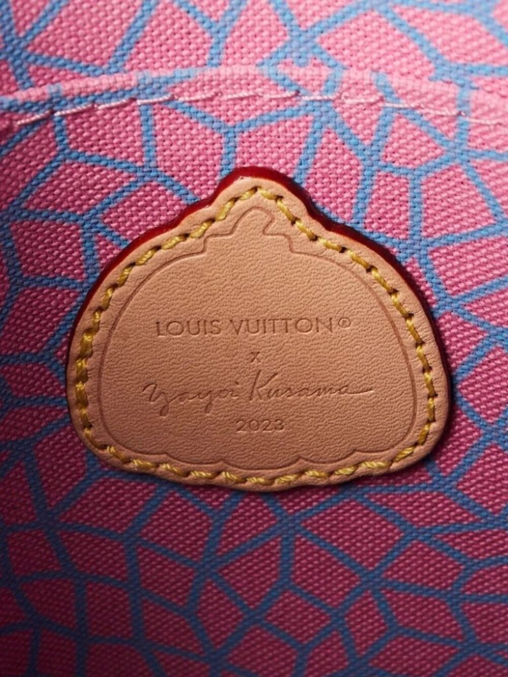 Louis Vuitton x YK Monogram Canvas Pumpkin Petit Sac Plat Bag - Picture 8 of 11